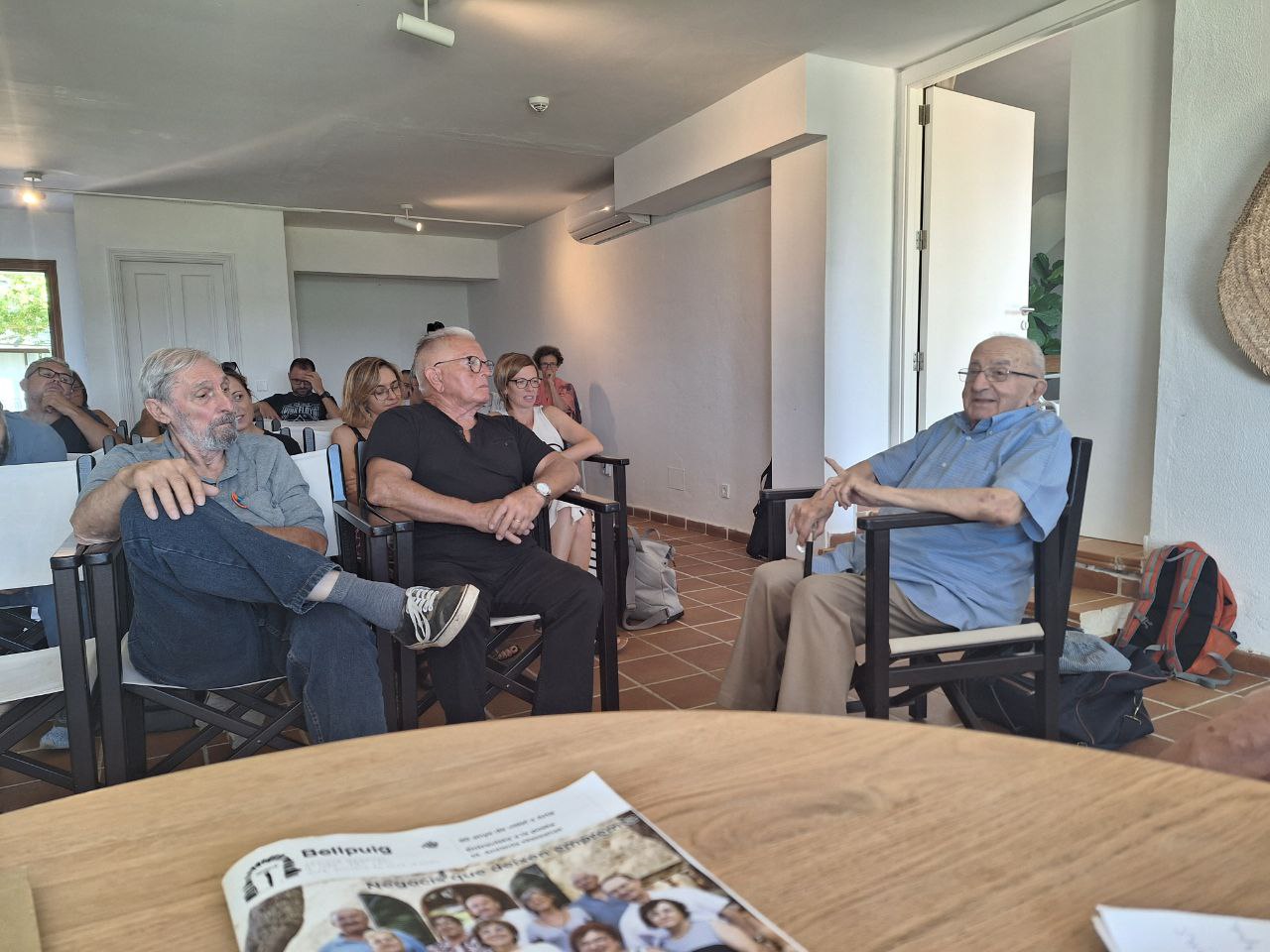 Nicolau Pons durant la seva intervenció durant la reunió anual de col·laboradors de la revista Bellpuig.